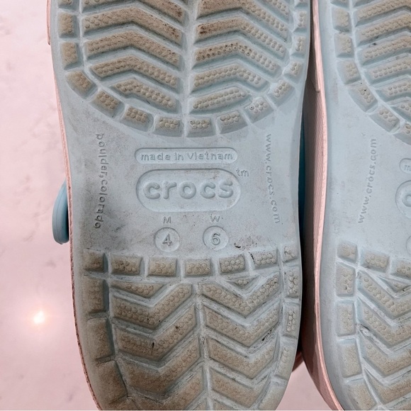 CROCS crocband Light Blue Clogs Size 6 - Picture 10 of 10